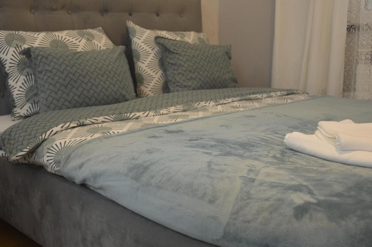 Apartament Teodora Lux Apartman Free Privat Parking Nowy Sad Zewnętrze zdjęcie