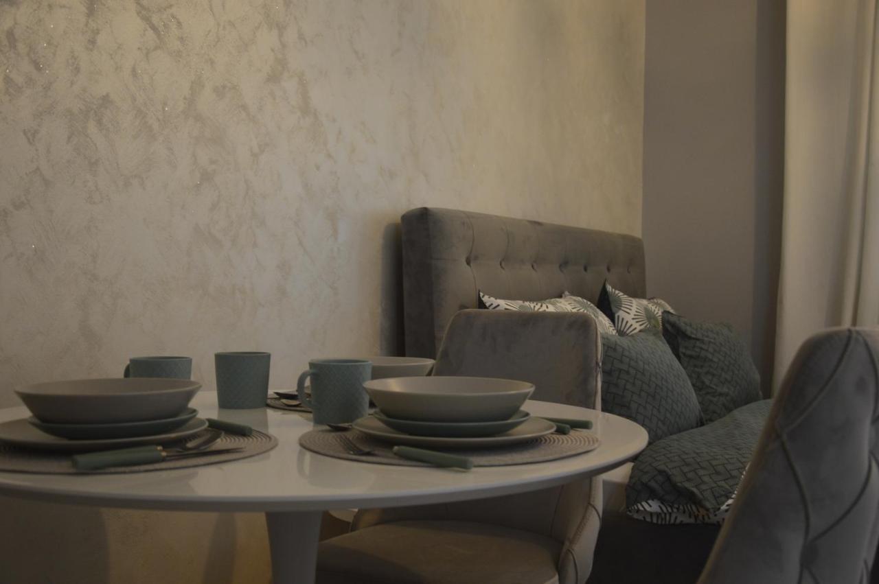 Apartament Teodora Lux Apartman Free Privat Parking Nowy Sad Zewnętrze zdjęcie