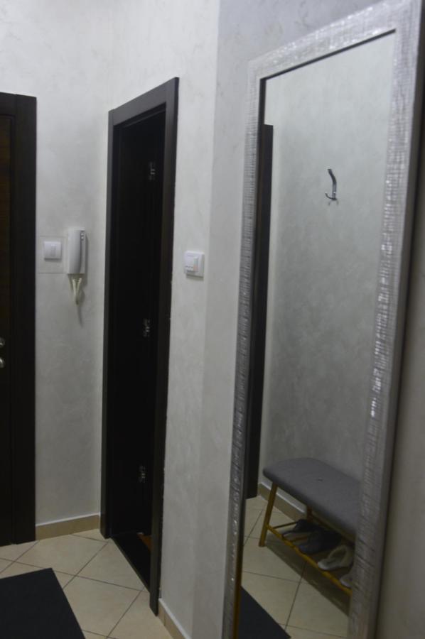 Apartament Teodora Lux Apartman Free Privat Parking Nowy Sad Zewnętrze zdjęcie